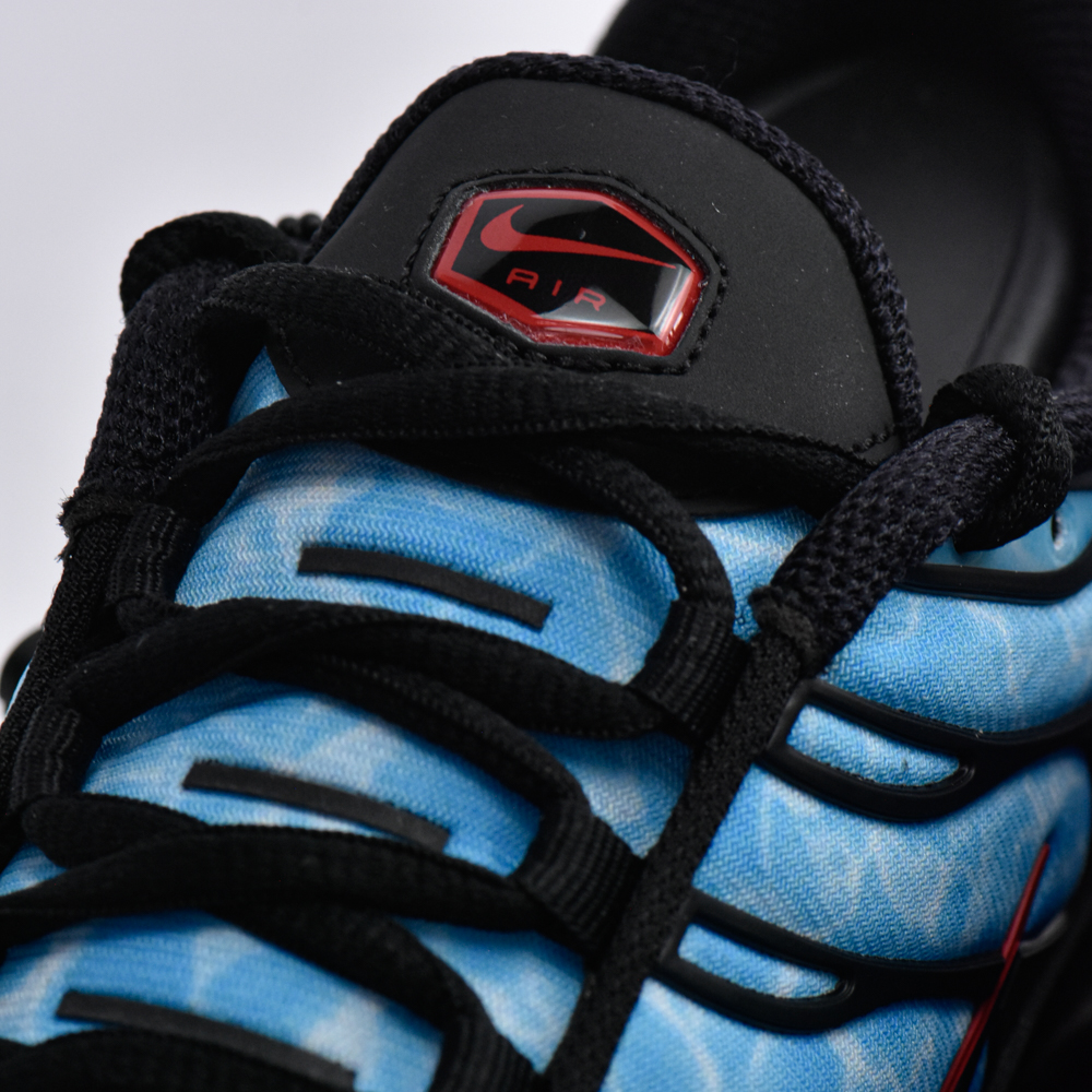 Air Max Plus “Shark Attack”