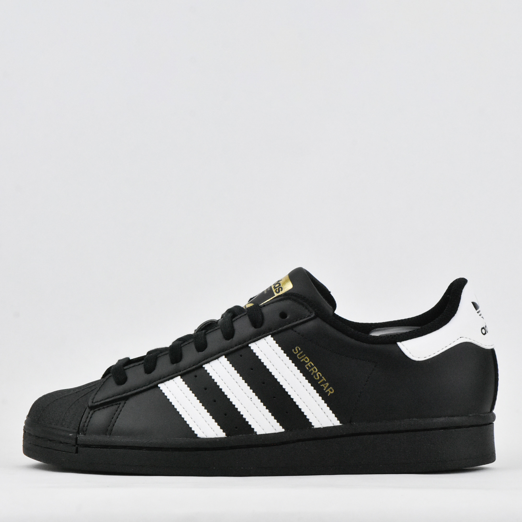SUPERSTAR