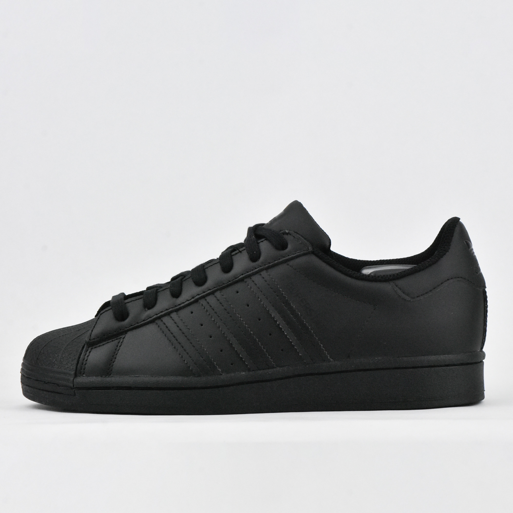 SUPERSTAR