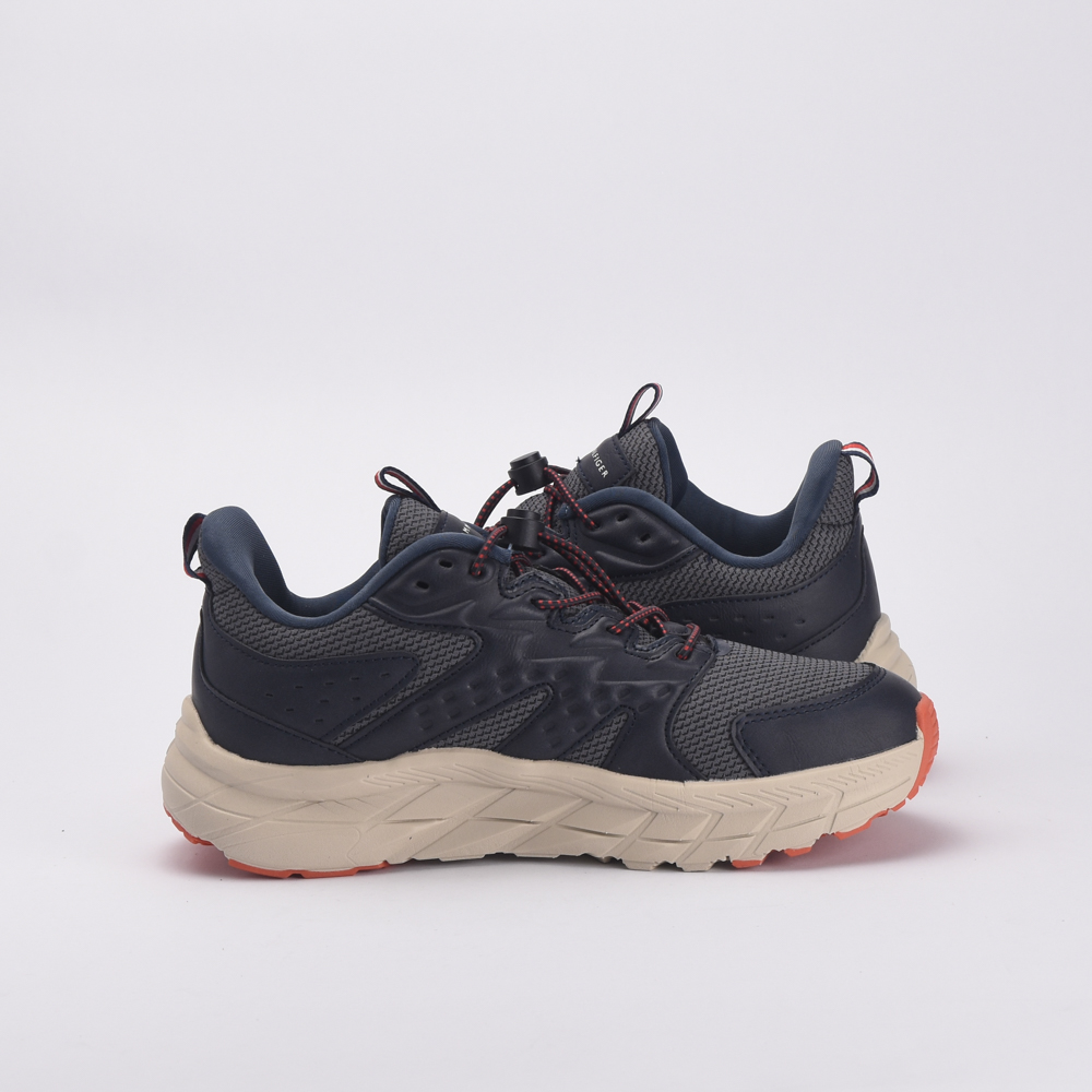 Sneakers With Chunky Sole