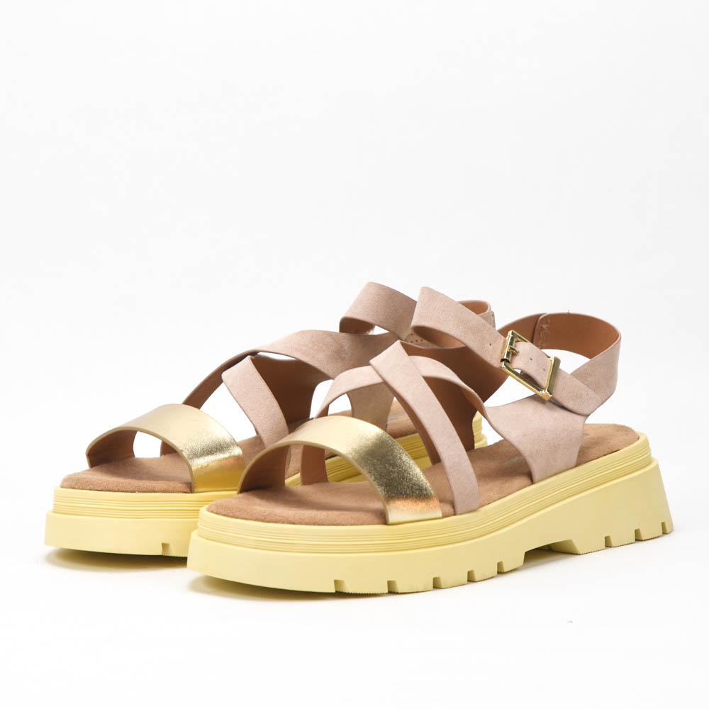 589563-PLA-NUD