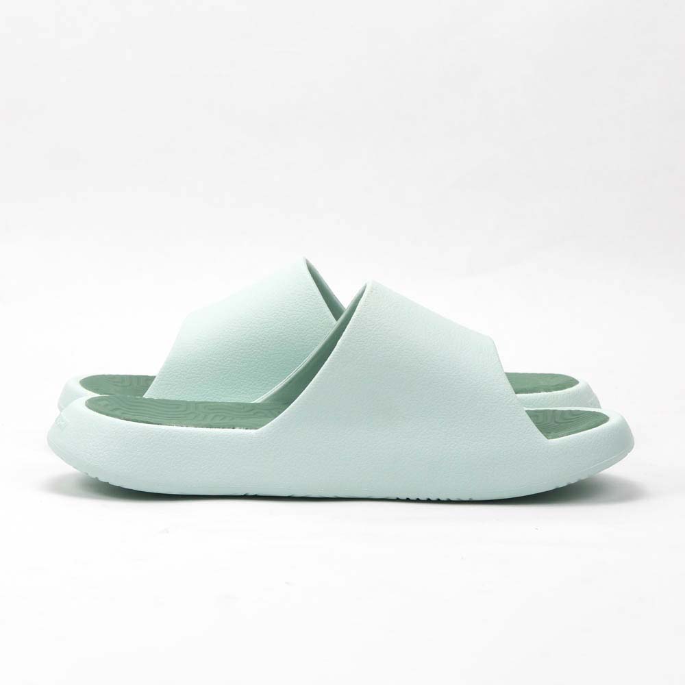 Taichi Slippers W