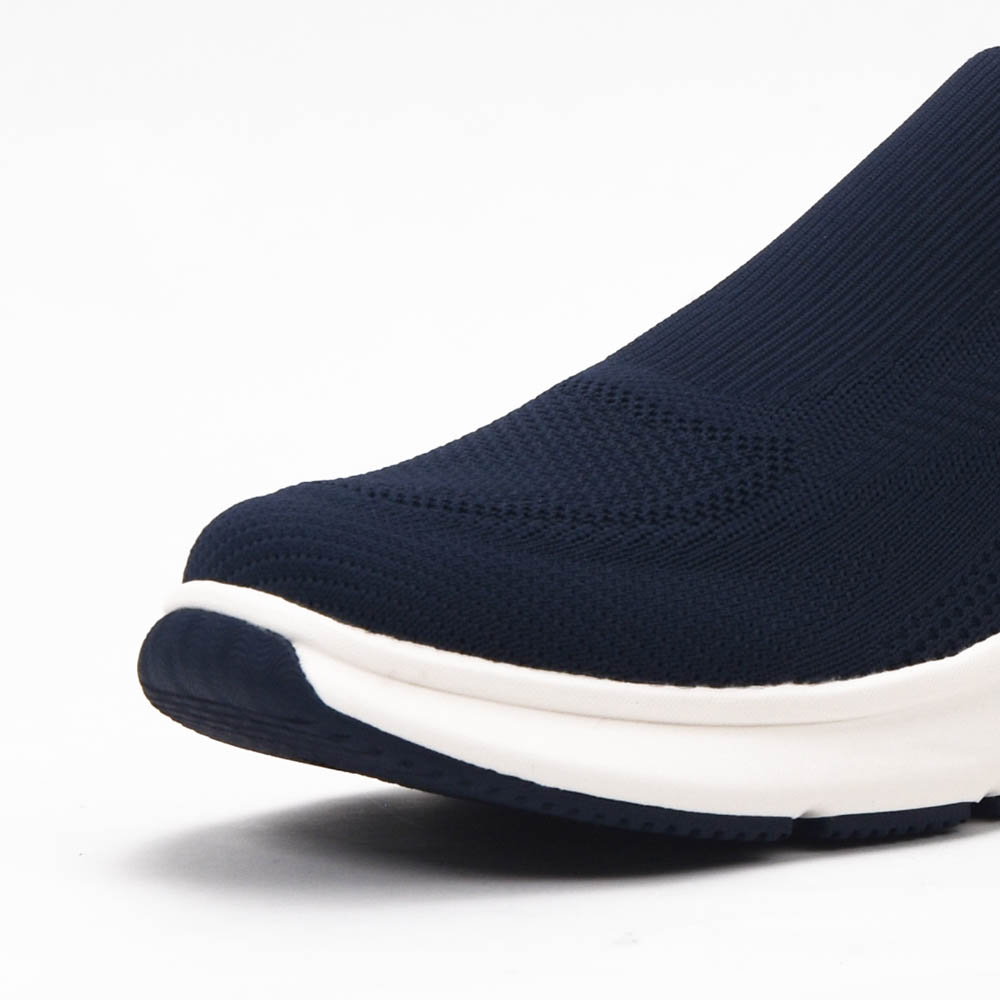 Taichi Slip On