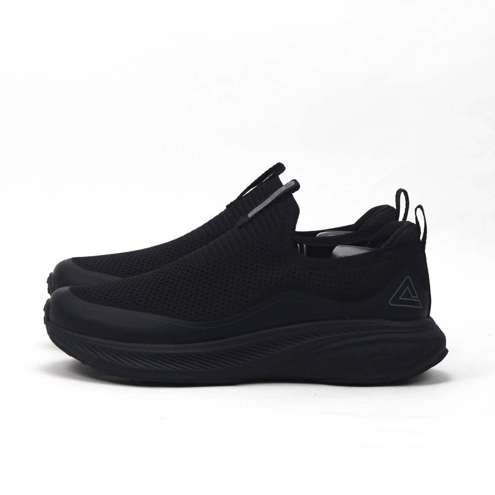 Taichi Casual Slip-On