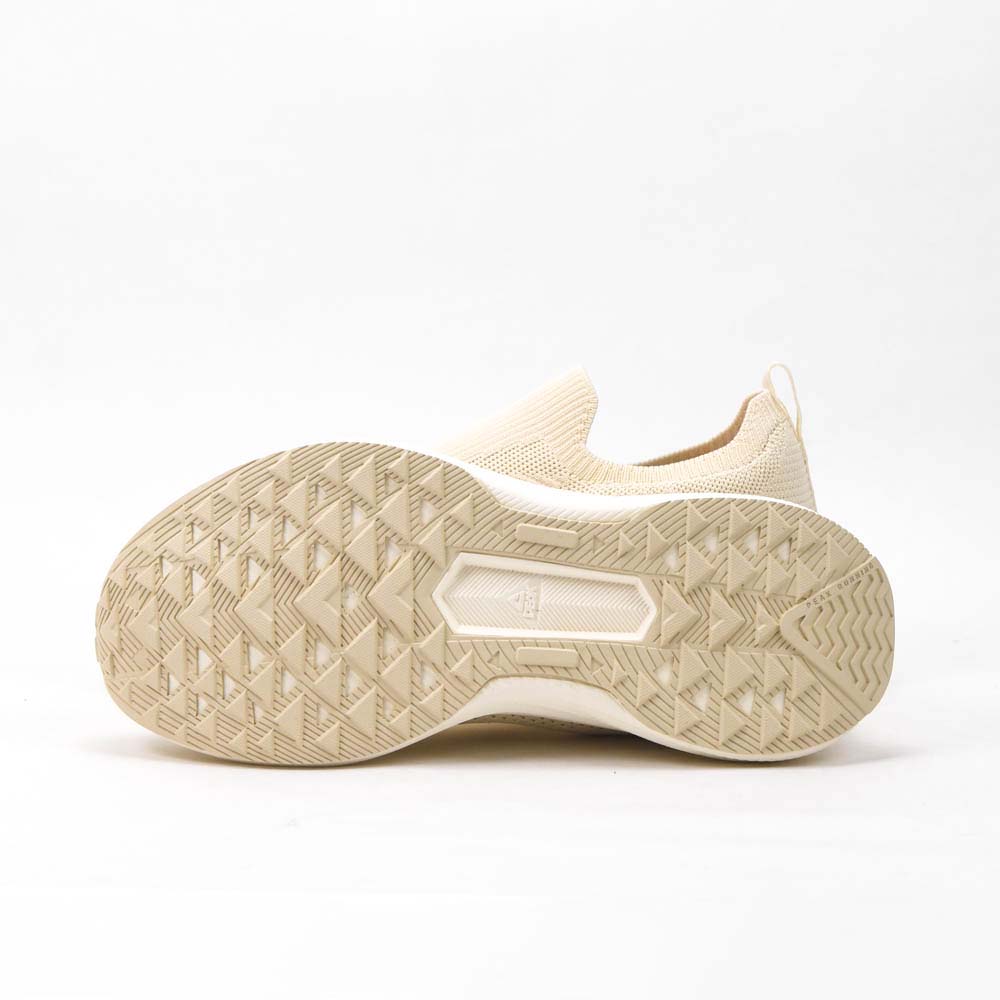 Taichi Casual Slip-On W