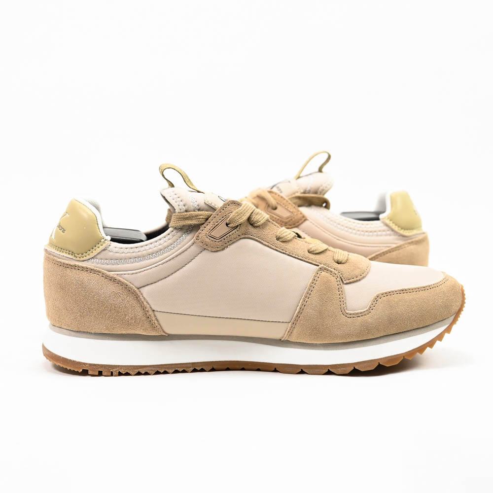 Retro Runner Laceup Refl