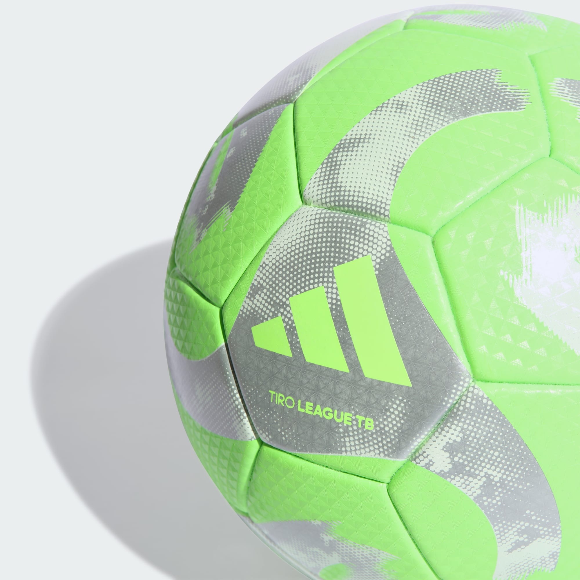 Tiro League Ball
